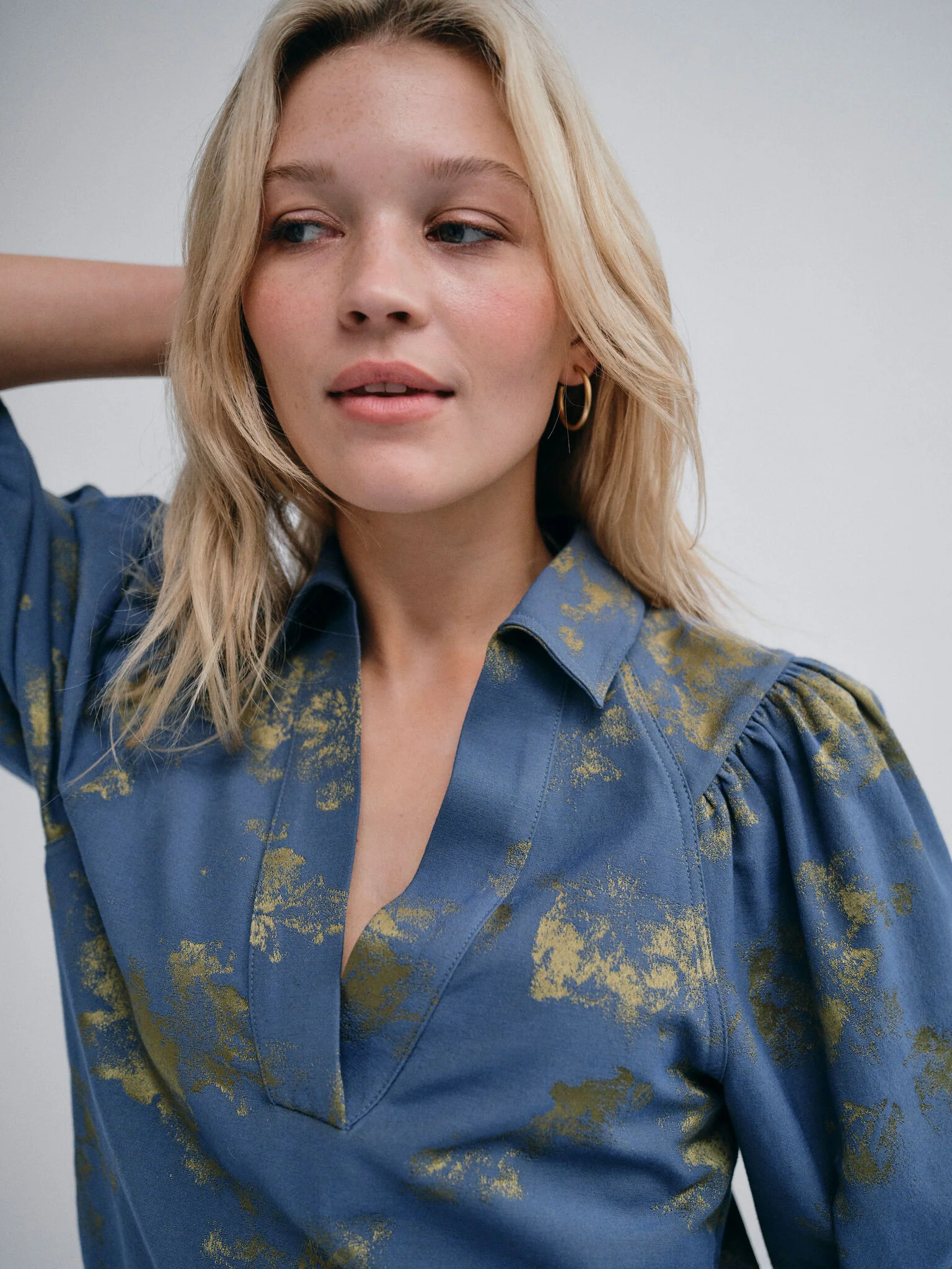 MMAlina Kleo Shirt - Image 6