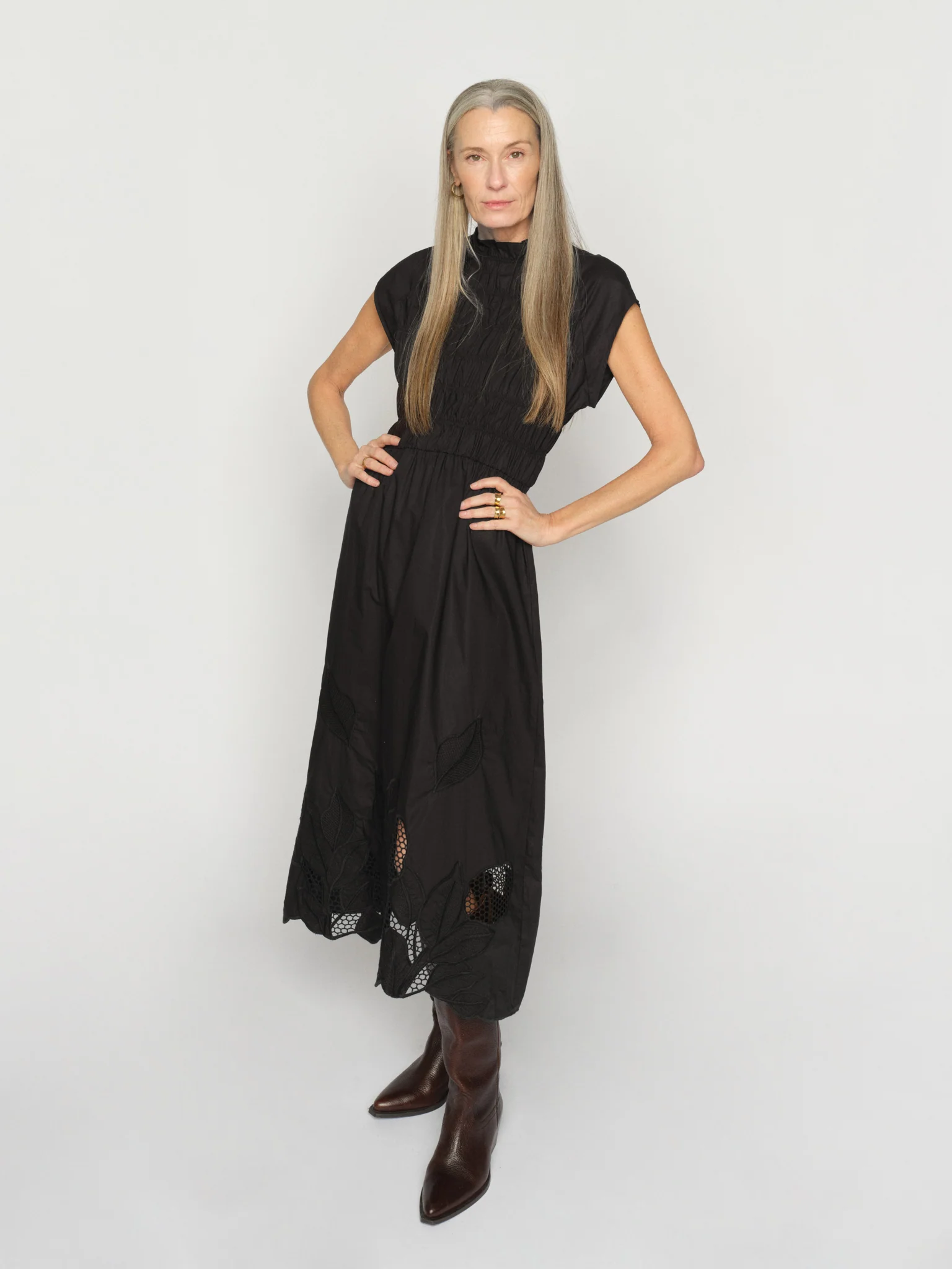 MMAria Mono Dress - Image 11