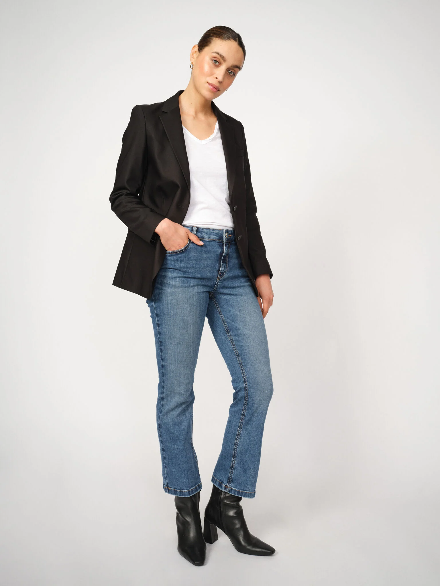 MMAshley Imera Jeans - Image 11