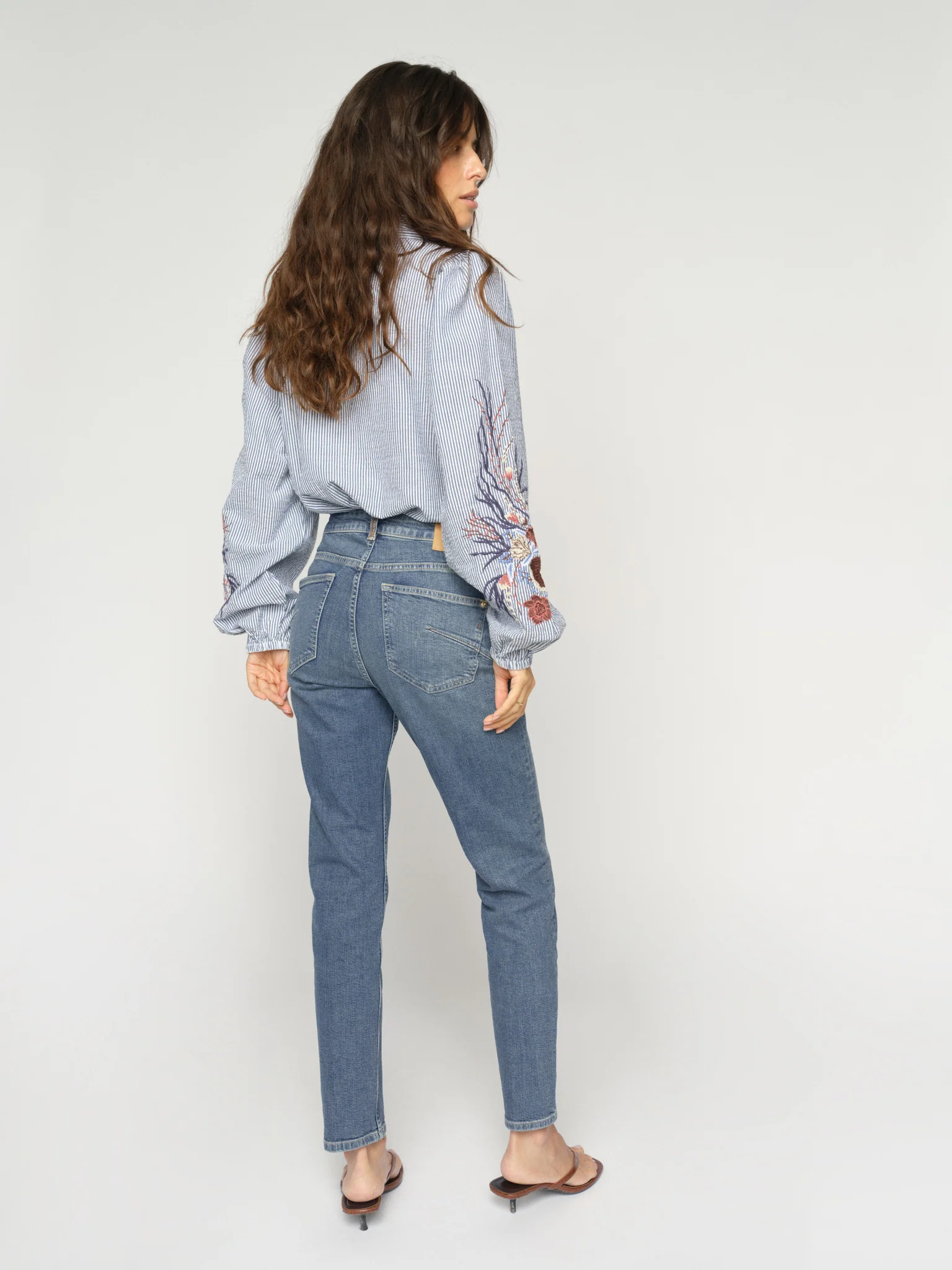 MMAsya Jentra Jeans - Image 2