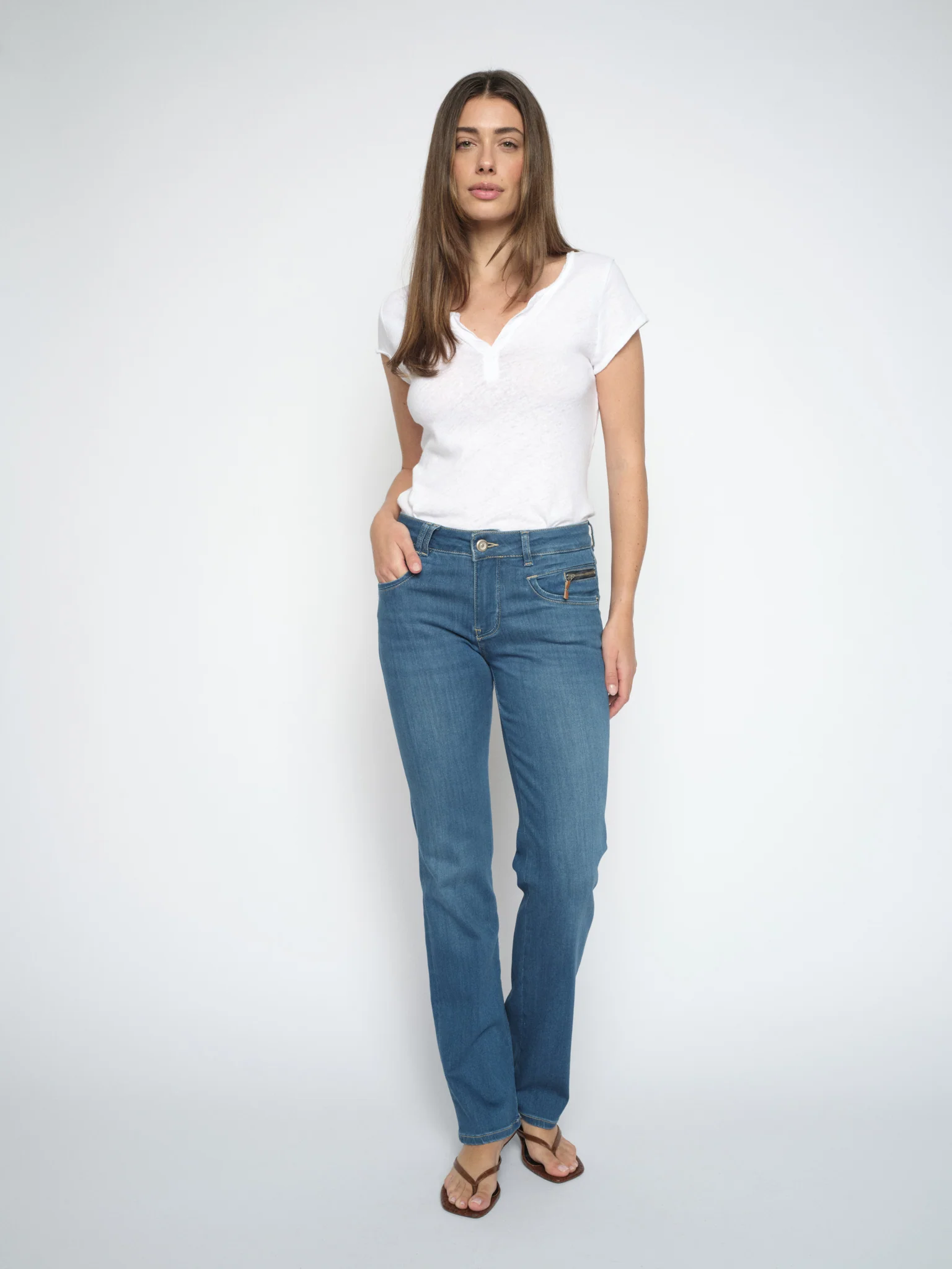 MMCarla Naomi Deluxe Jeans - Image 5