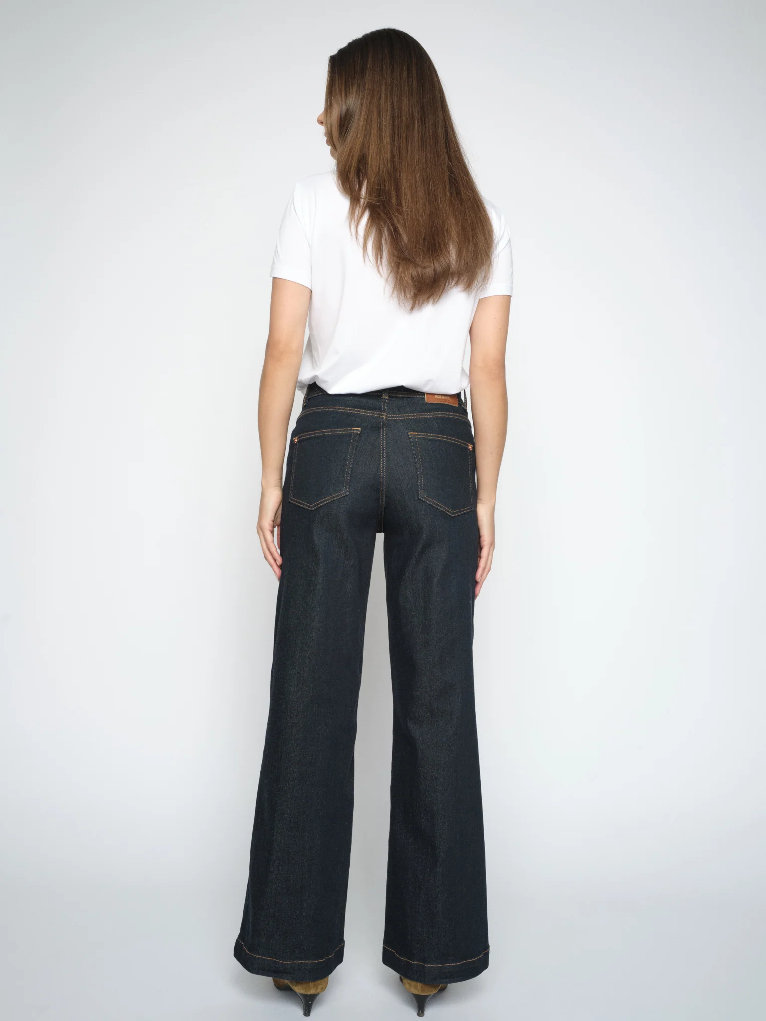 MMDara Deluxe Jeans - Image 6