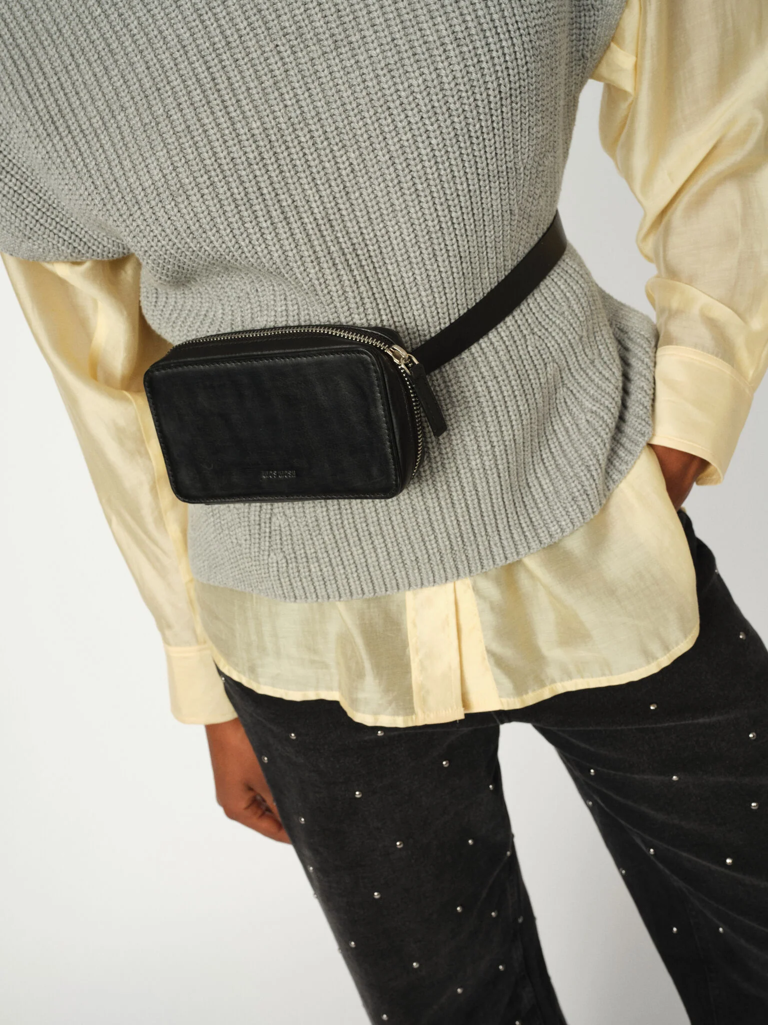 MMElin Belt Bag - Image 12