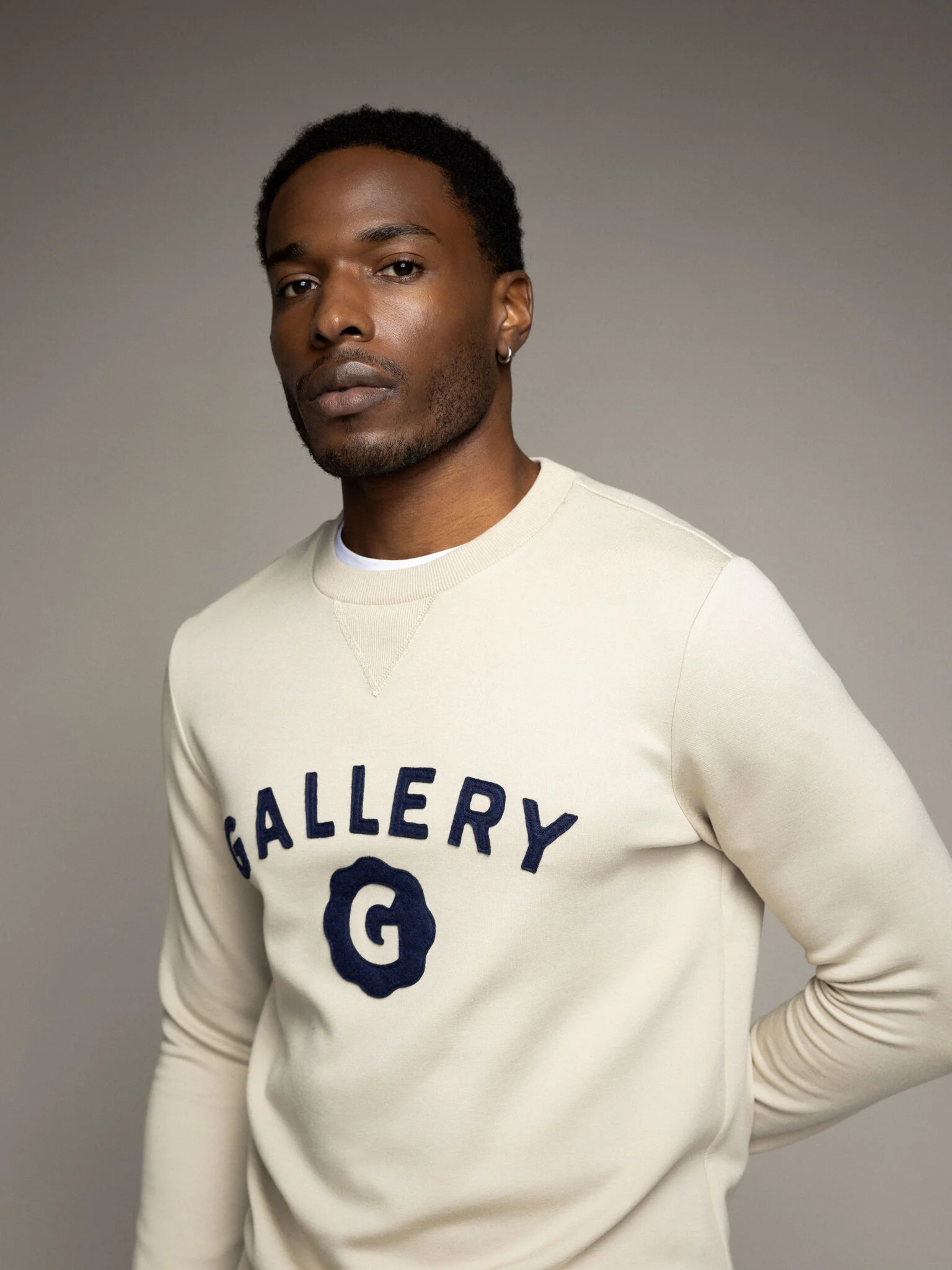 MMGBrigde Sweatshirt - Image 19