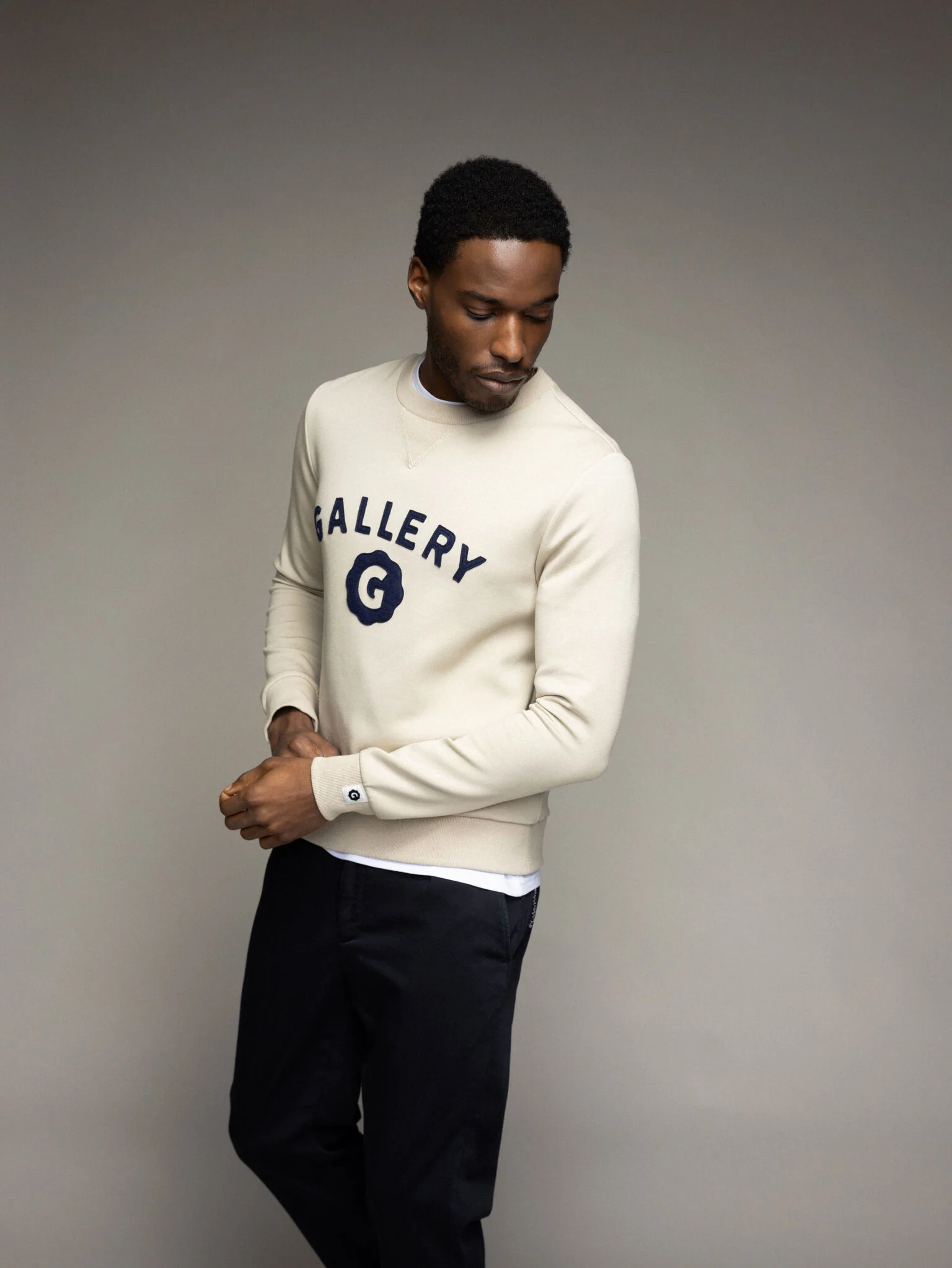MMGBrigde Sweatshirt - Image 23