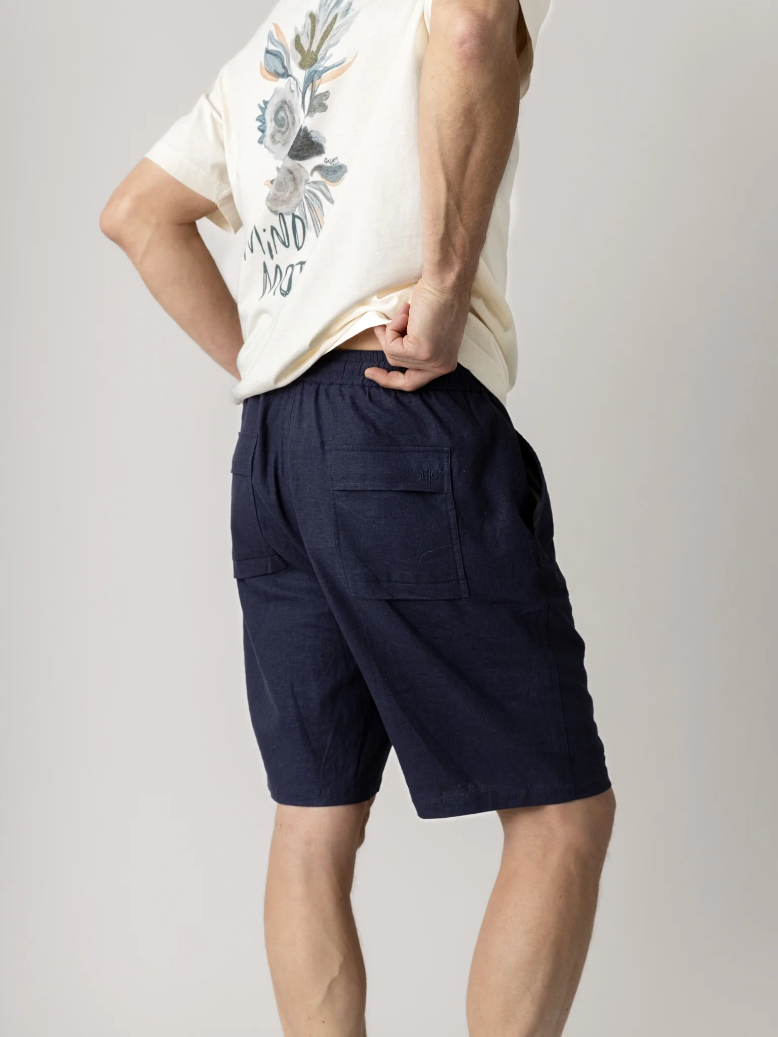 MMGMavi Linen Shorts - Image 2