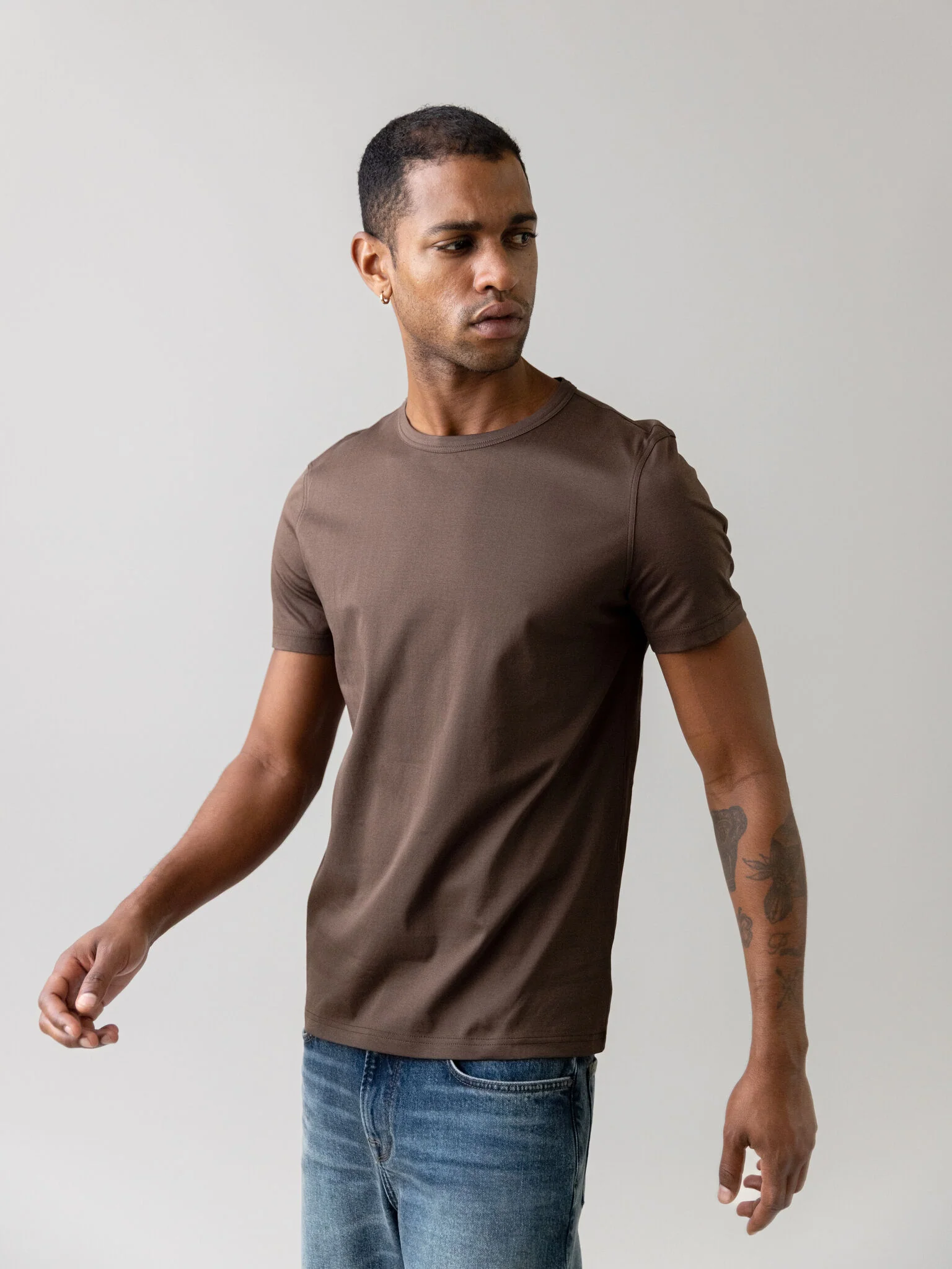 MMGPerry O-Neck Tee - Image 48