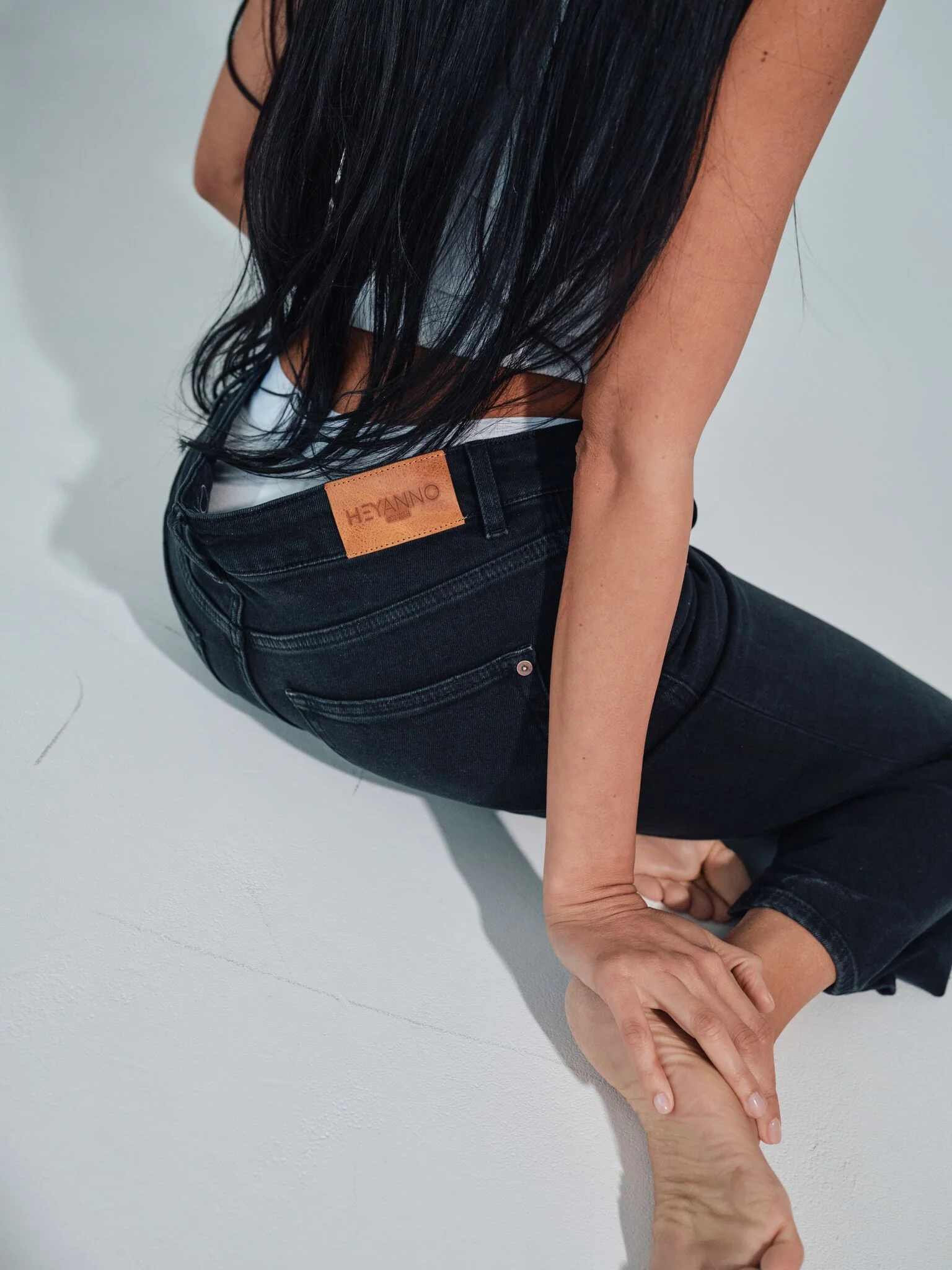 MMHGood Zip Jeans - Image 5
