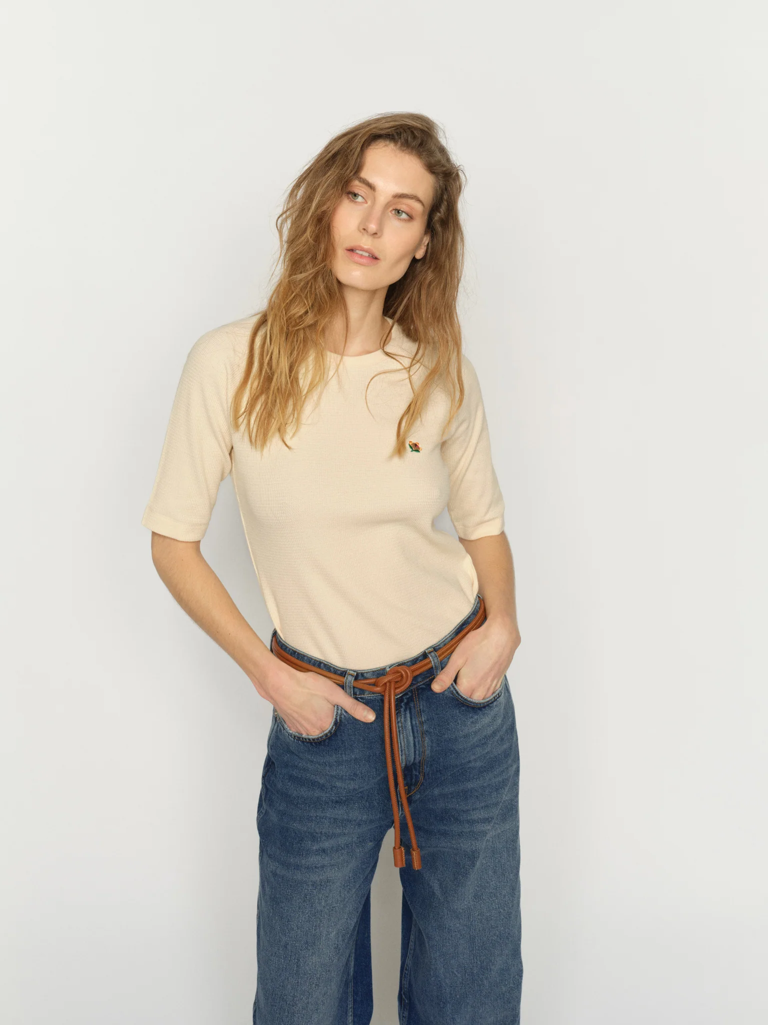 MMHMagnetic Solid Tee - Image 2