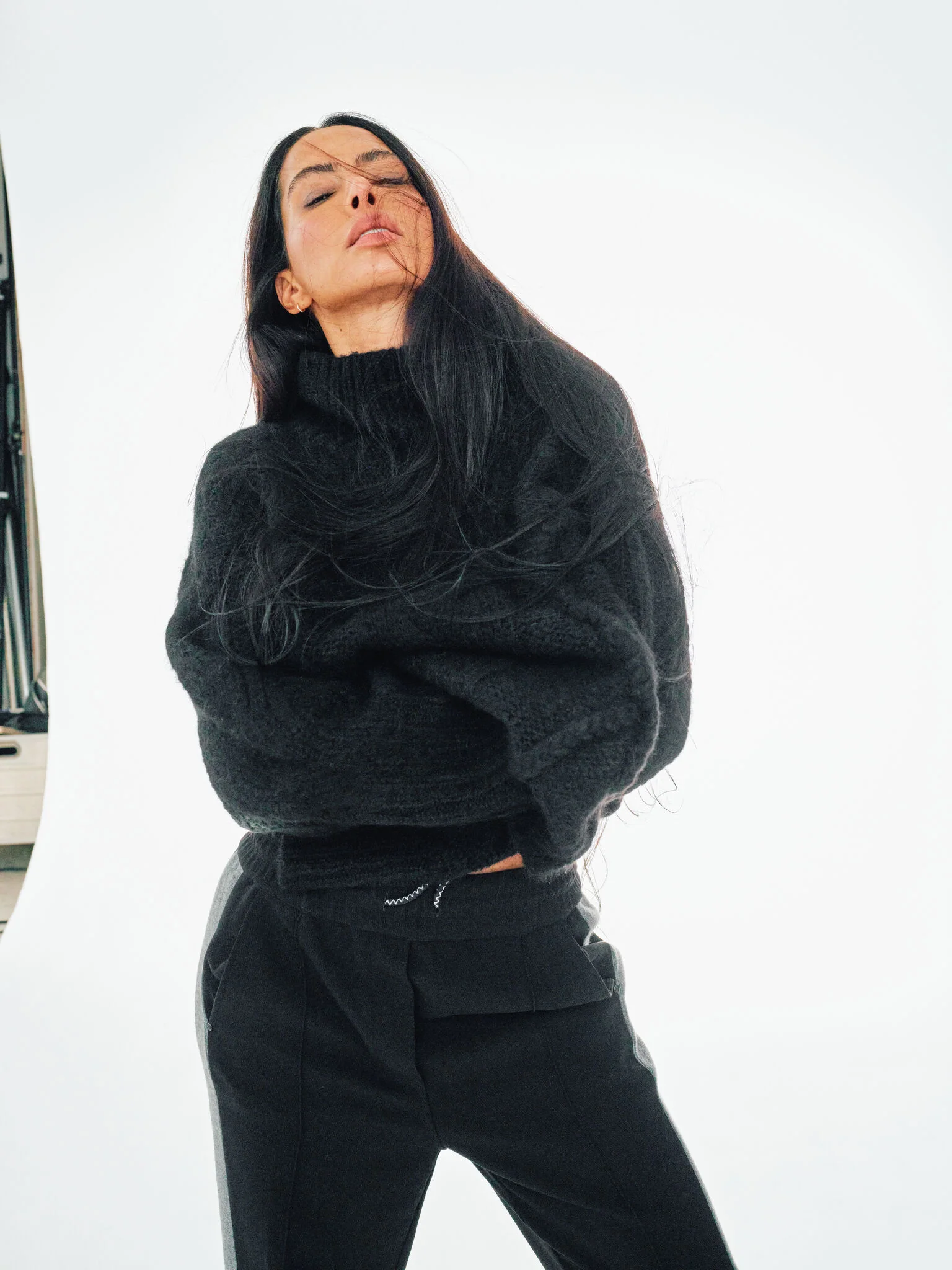 MMHRelax Sheer Knit - Image 4