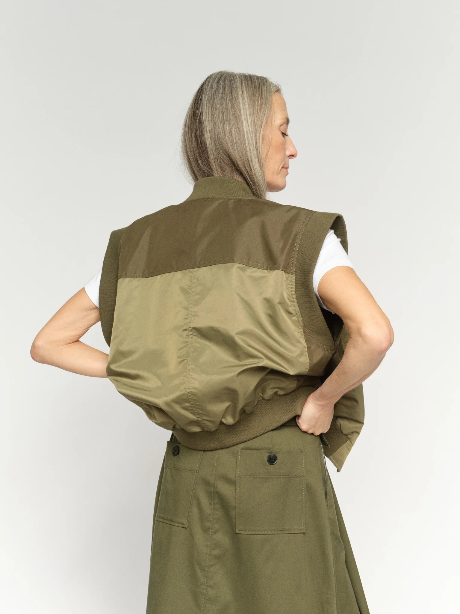 MMJovo Neola Vest - Image 8