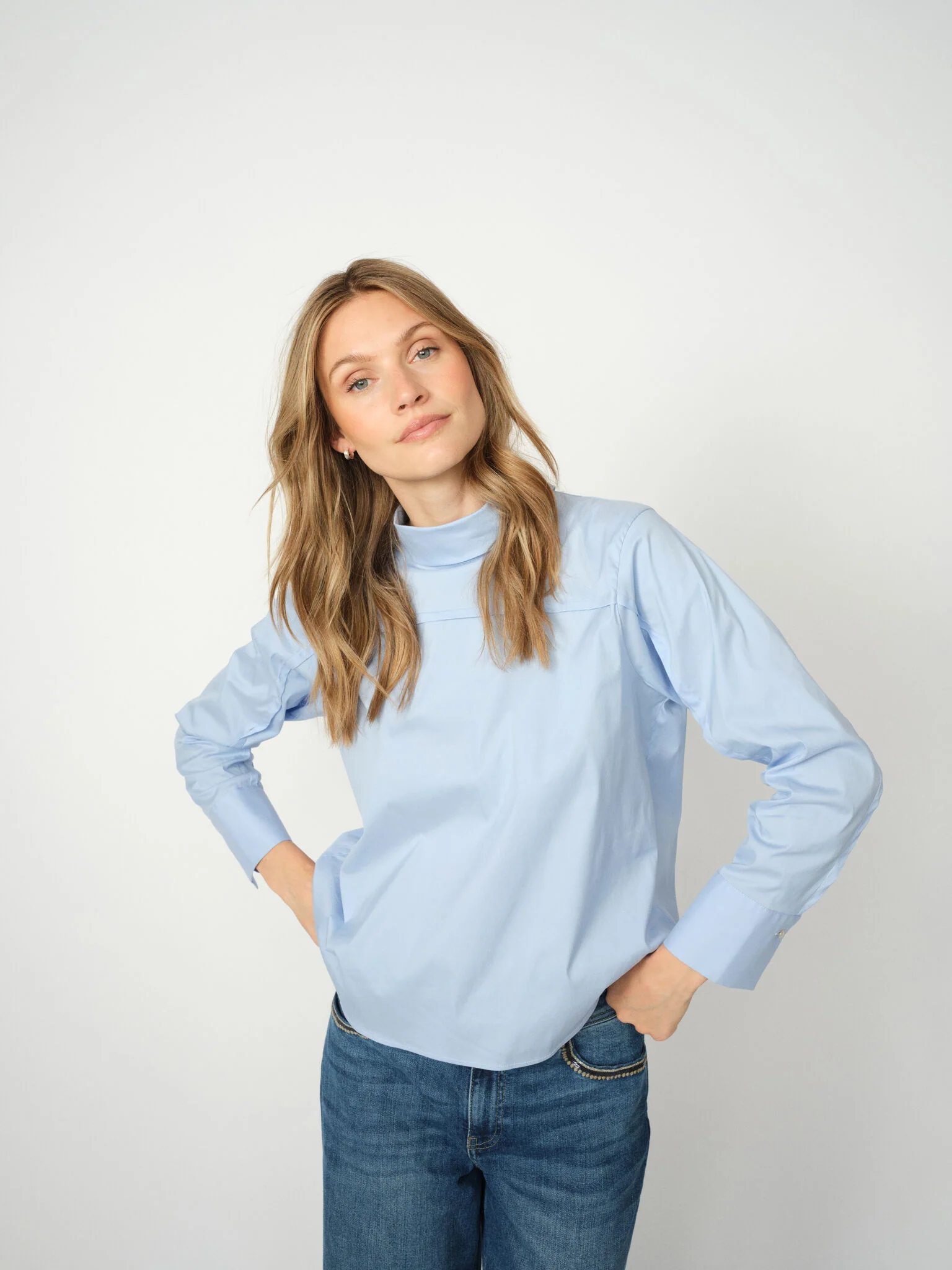 MMKatalin Blouse - Image 5