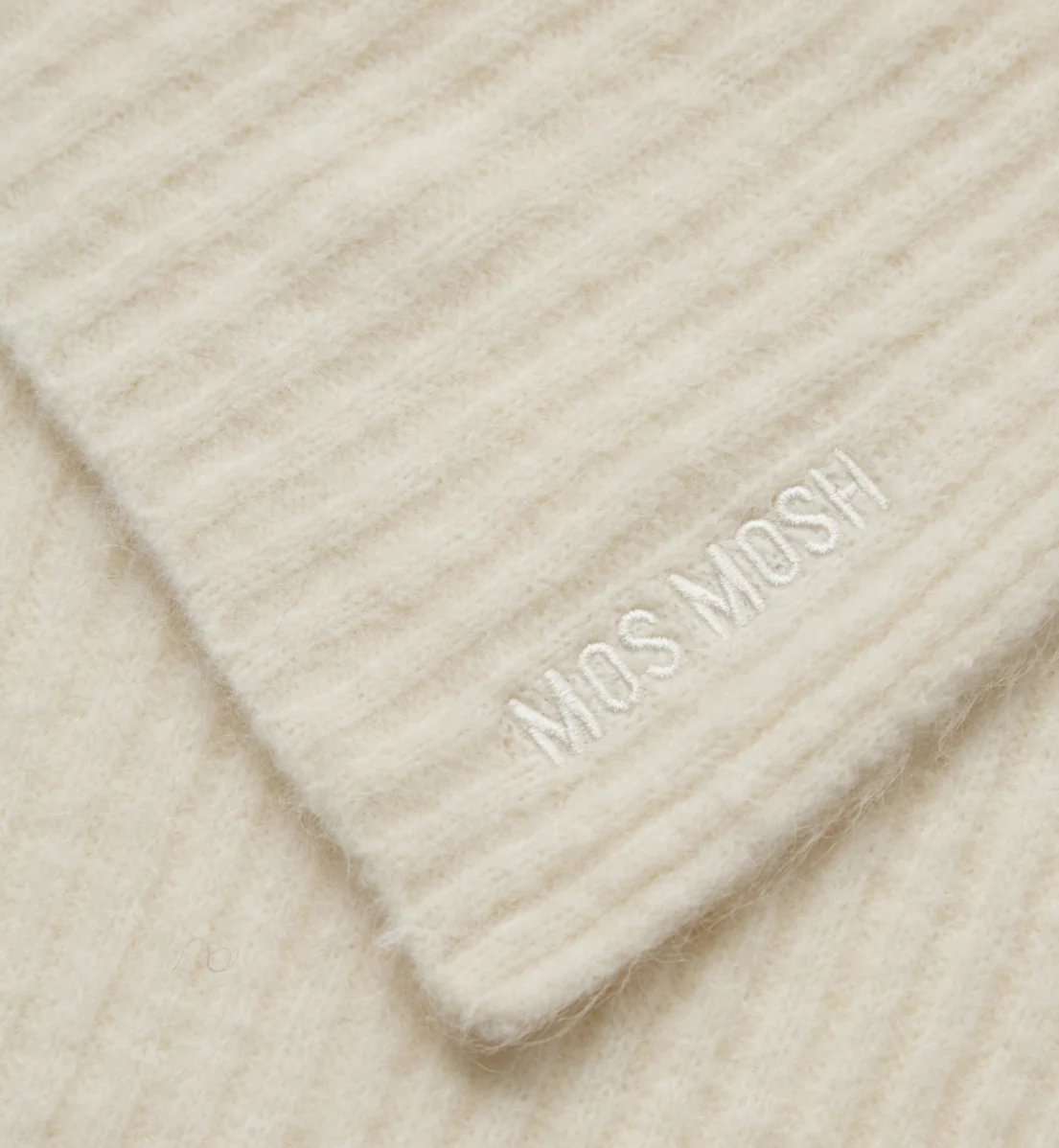 MMLora Knit Scarf - Image 10