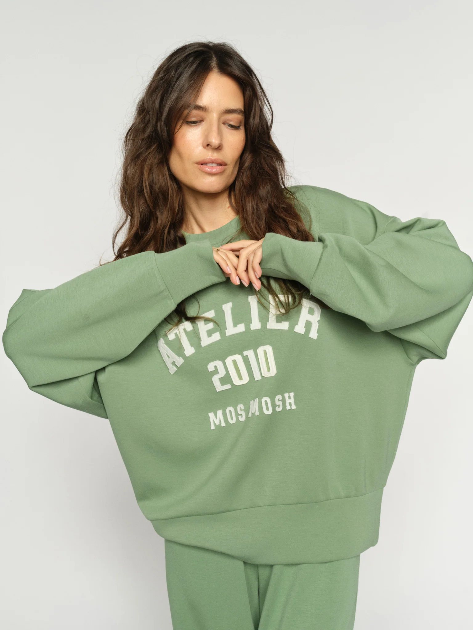 MMNima Sweatshirt - Image 10