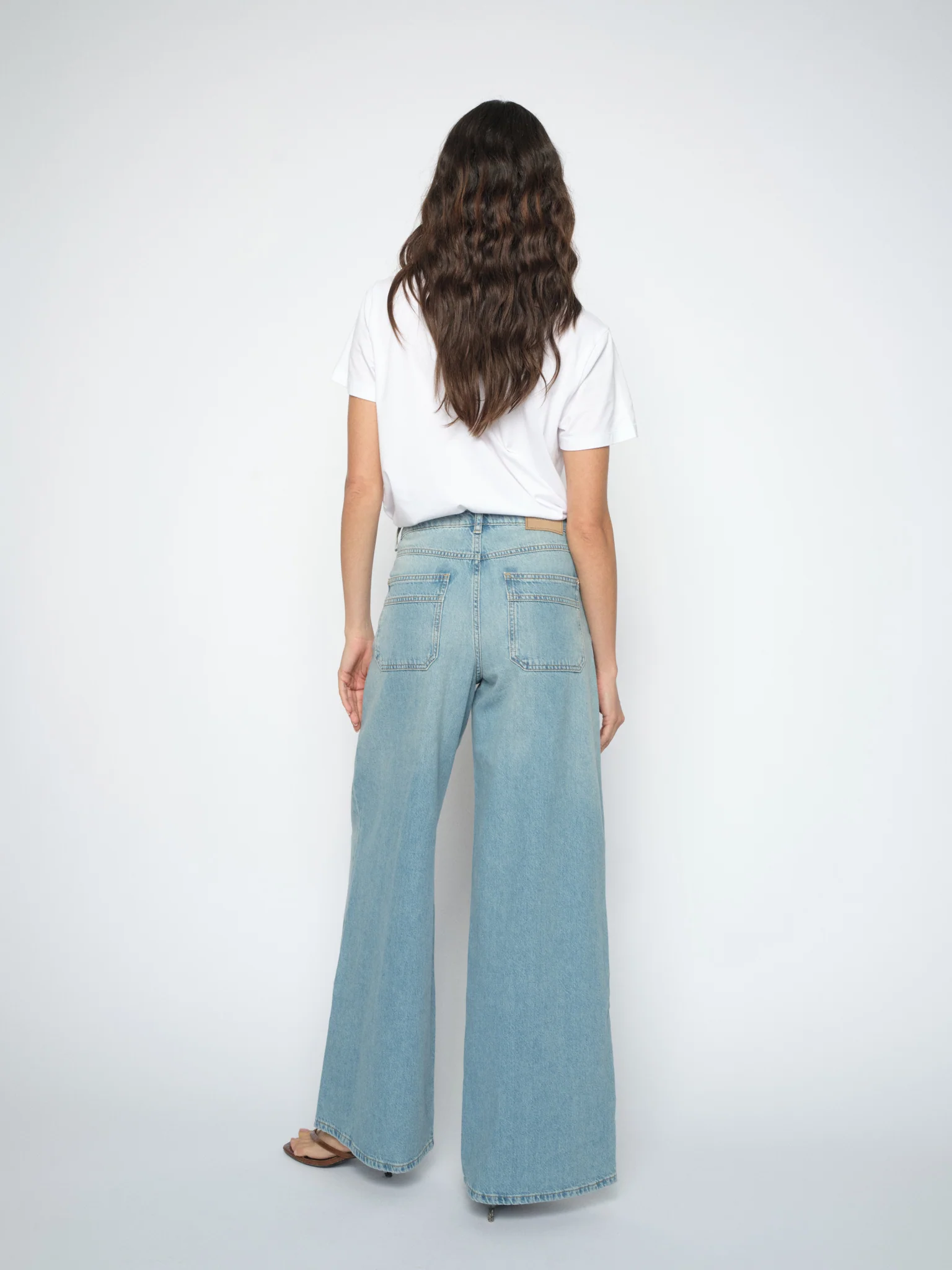 MMNorlan Esma Jeans - Image 2