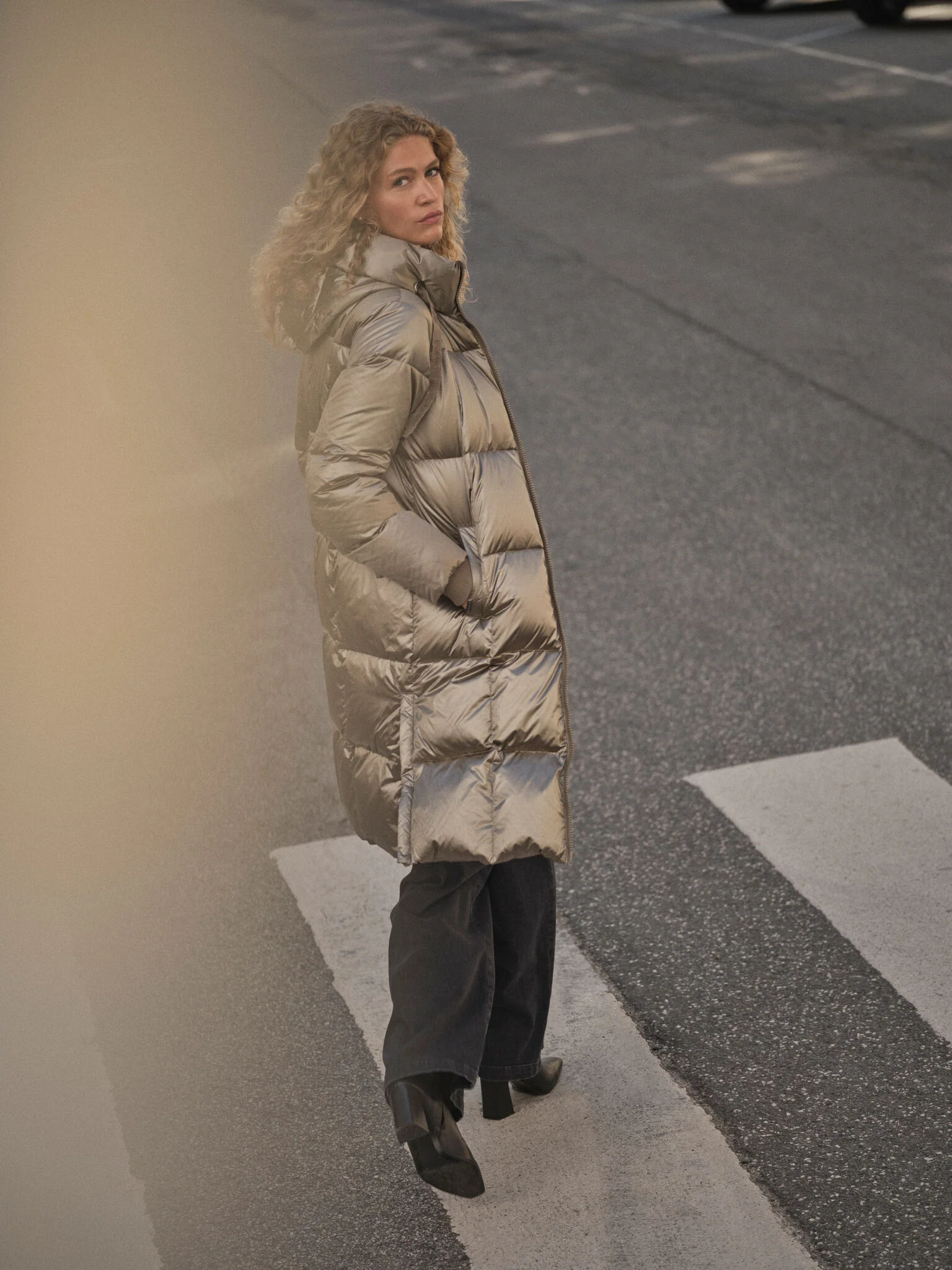 MMNova Metallic Down Coat - Image 6