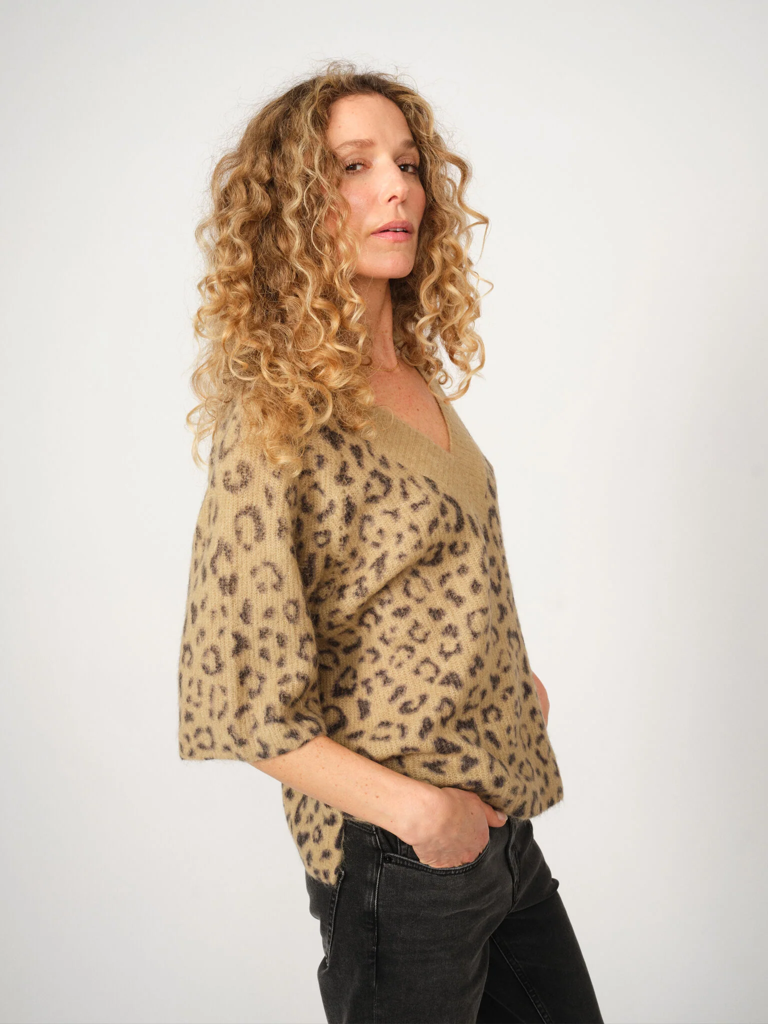 MMTaci V-Neck Leo Knit - Image 2