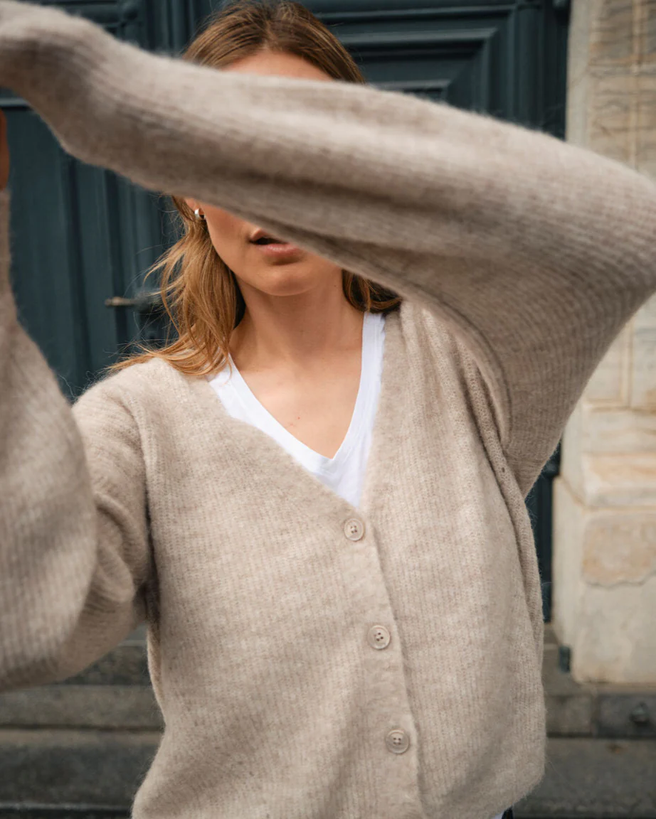 MMThora Knit Cardigan - Image 8
