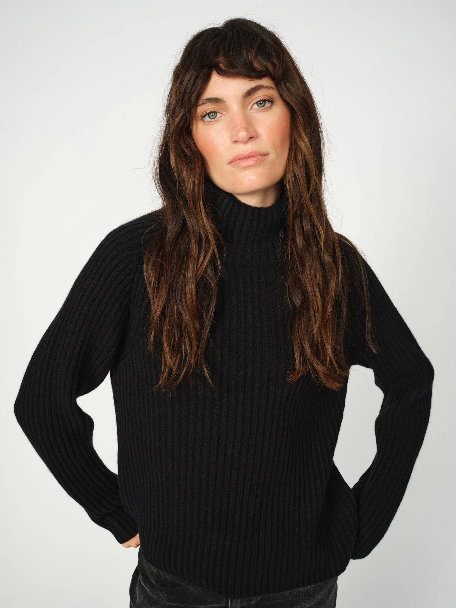 MMThyra Highneck Knit - Image 13