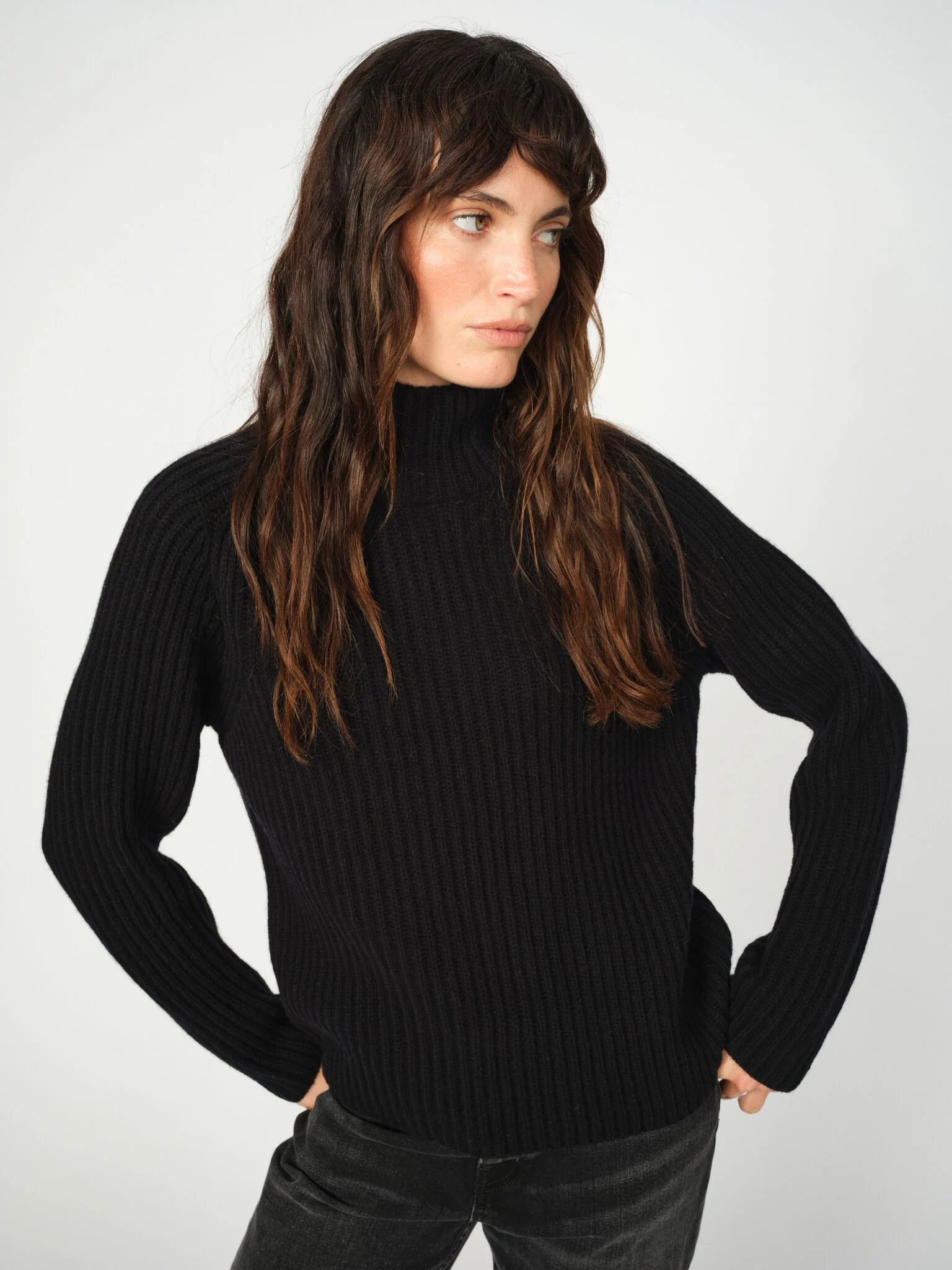 MMThyra Highneck Knit - Image 14