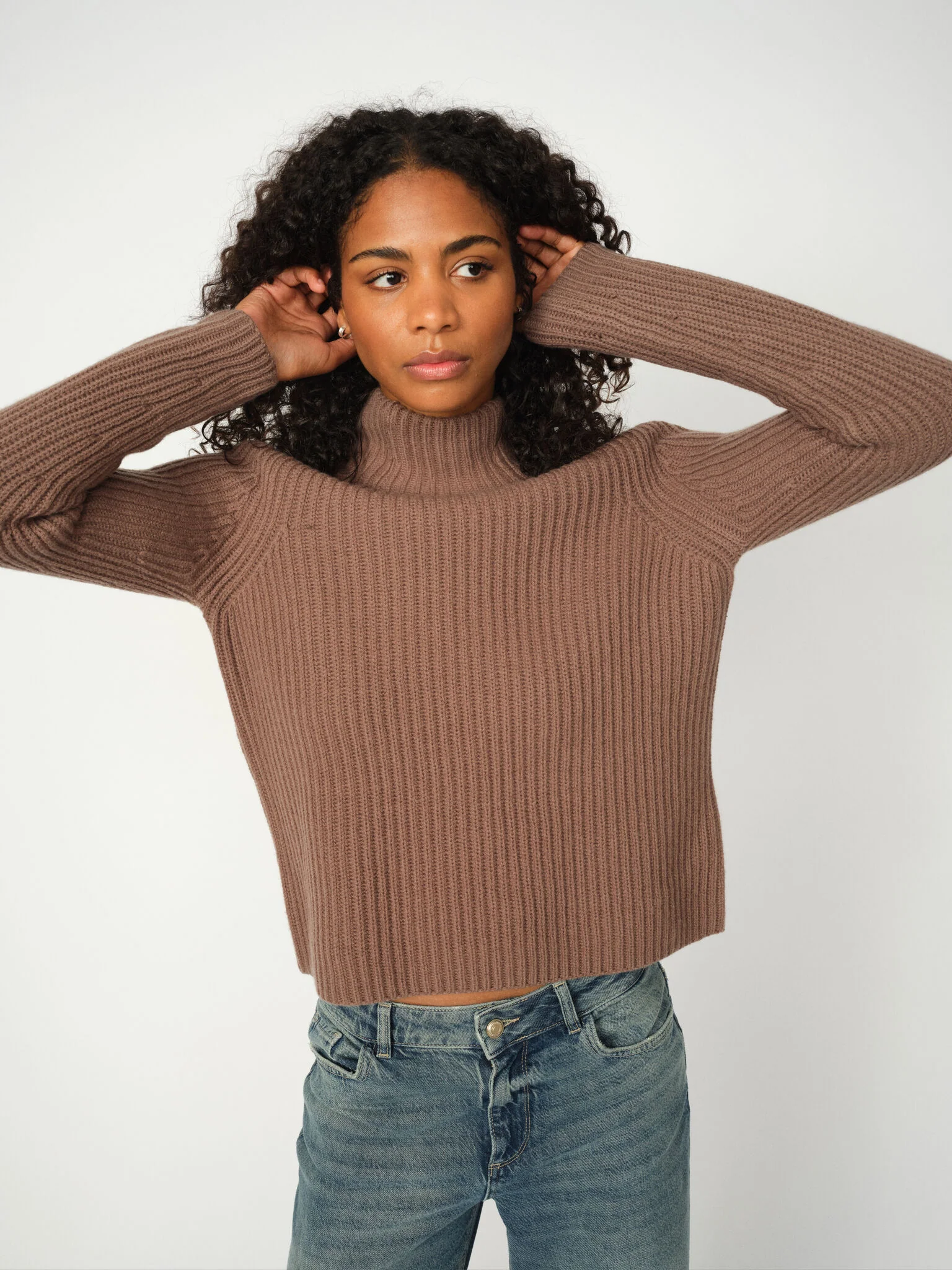 MMThyra Highneck Knit - Image 6