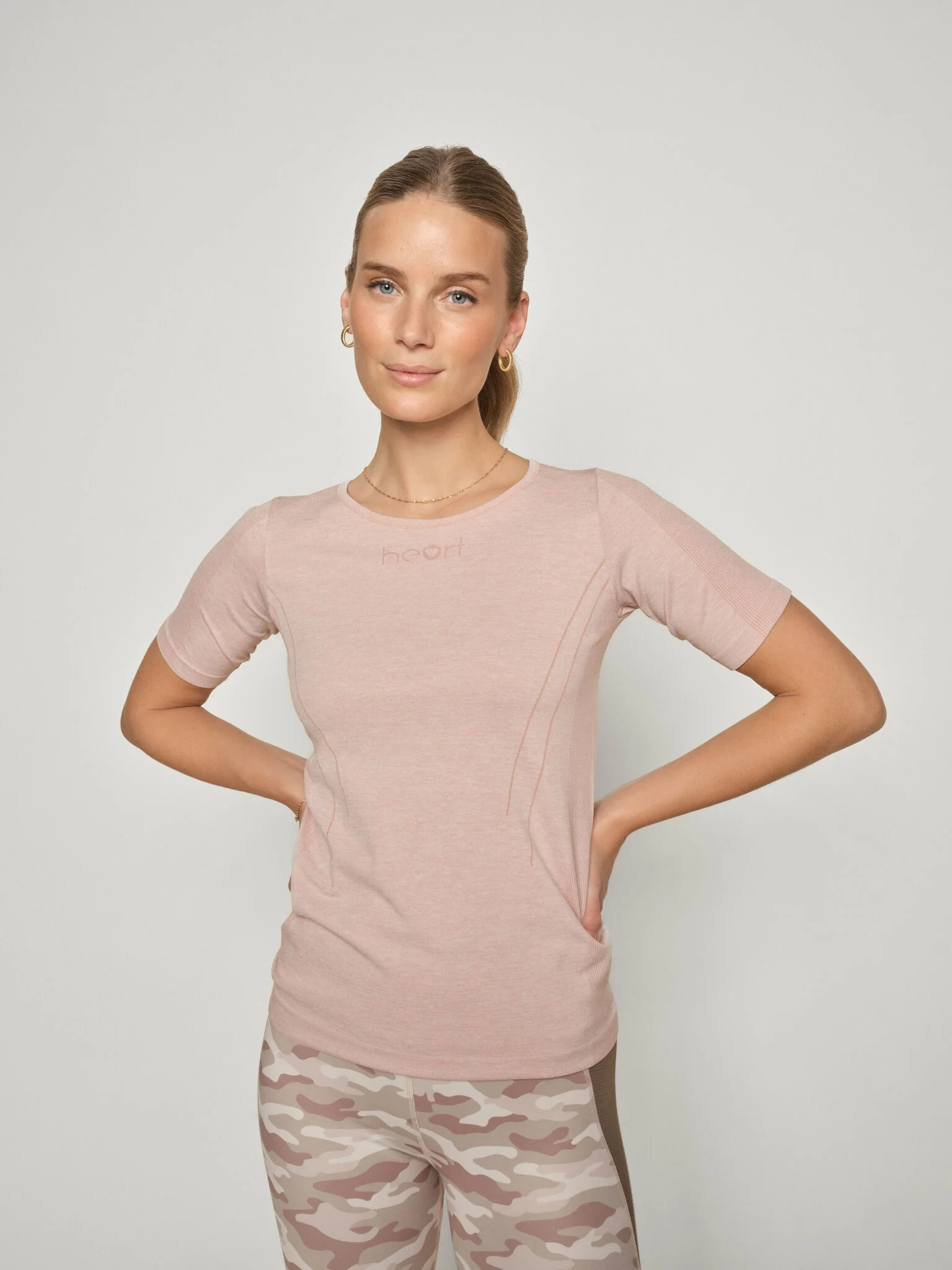 MMVigdis Seamless SS Tee - Image 6