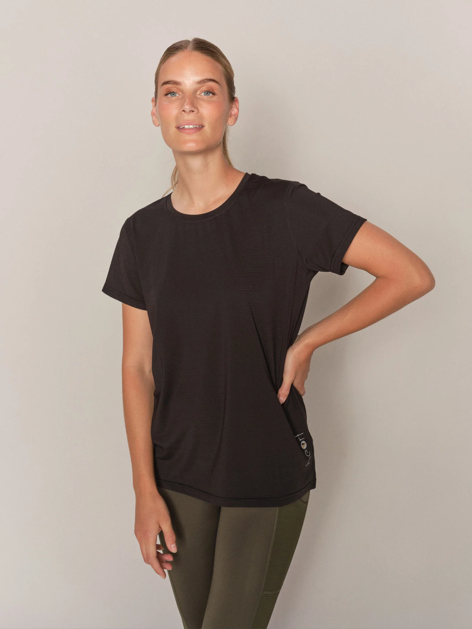 MMZisa Gym SS Tee - Image 12
